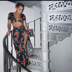 Two piece summer set- crop top & skirt